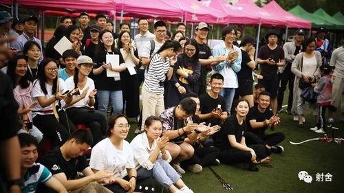 夏季赛总决赛吃瓜群众,吃瓜群众围观狂欢盛宴