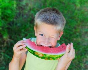 吃瓜群众发怒笑哭视频播放,这届网友太会玩了！